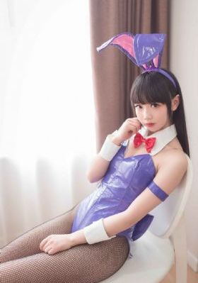 穿露胸衣服的丝袜美女_高清电视剧在线观看